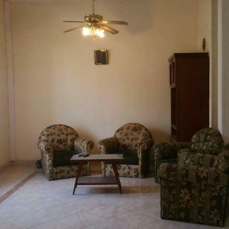 Elegant Heliopolis, Studio-Apartment Кайро Екстериор снимка