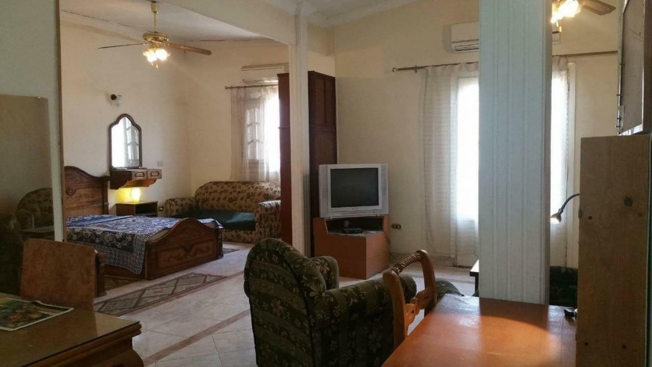 Elegant Heliopolis, Studio-Apartment Кайро Екстериор снимка
